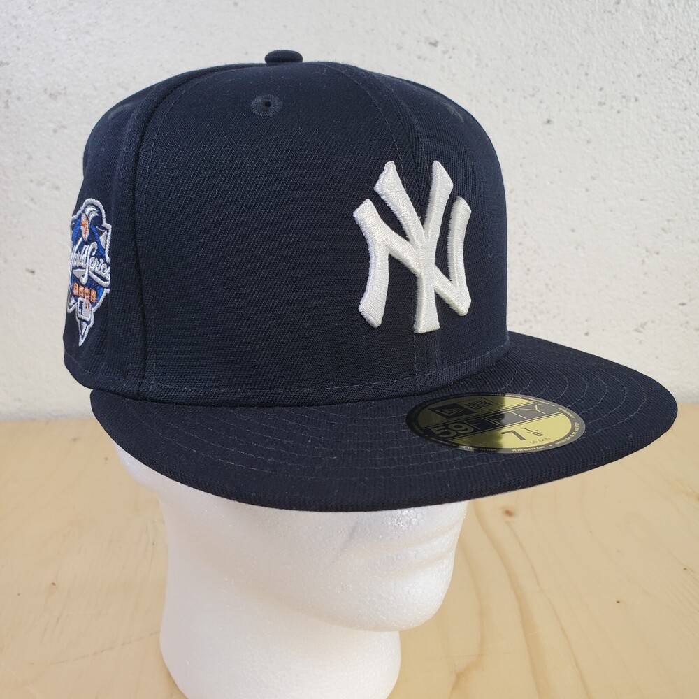 New York Yankees Fitted Hat 2000 World Series New Era 59FIFTY Deep Navy Mens Cap
